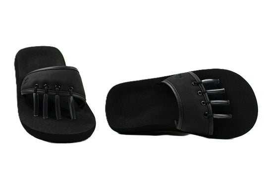 Bhakti Black